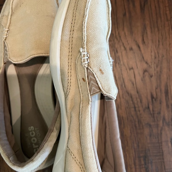 Cream color crocs, size 7.5 - Picture 3 of 3